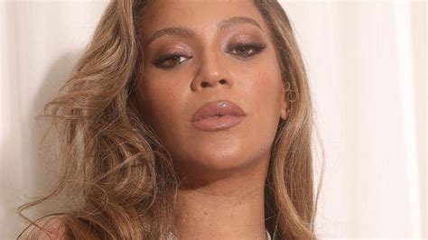 Beyonce shows off incredible figure in series of racy Instagram。